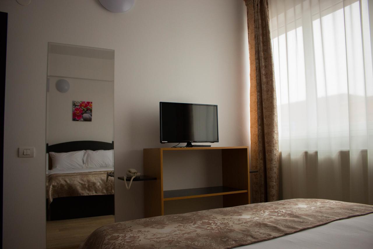 Rent Room N&S Iasi Extérieur photo